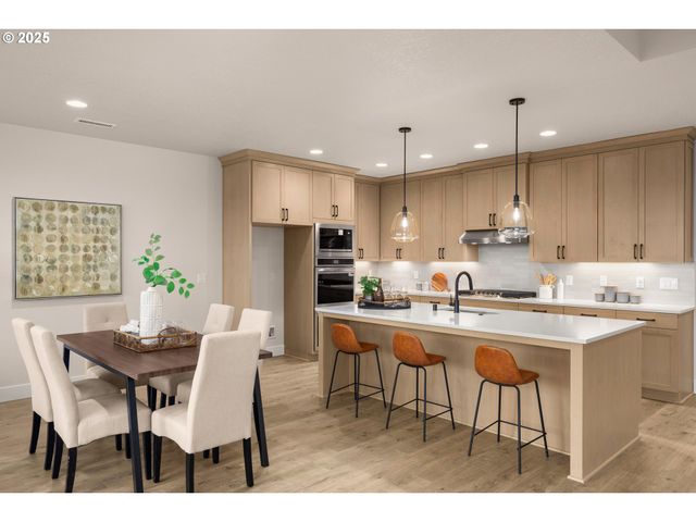 4200 N 15th Way, Ridgefield, WA 98642