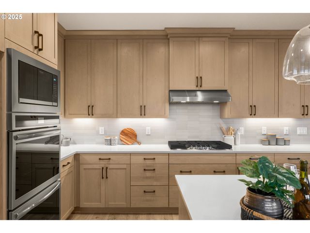 4200 N 15th Way, Ridgefield, WA 98642