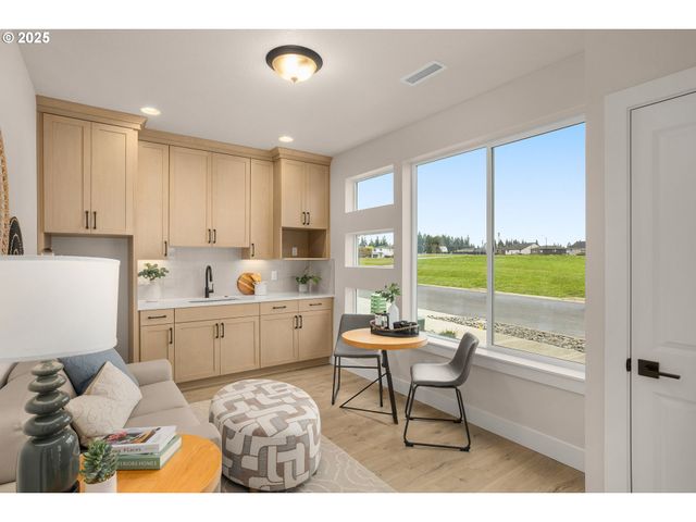 4200 N 15th Way, Ridgefield, WA 98642