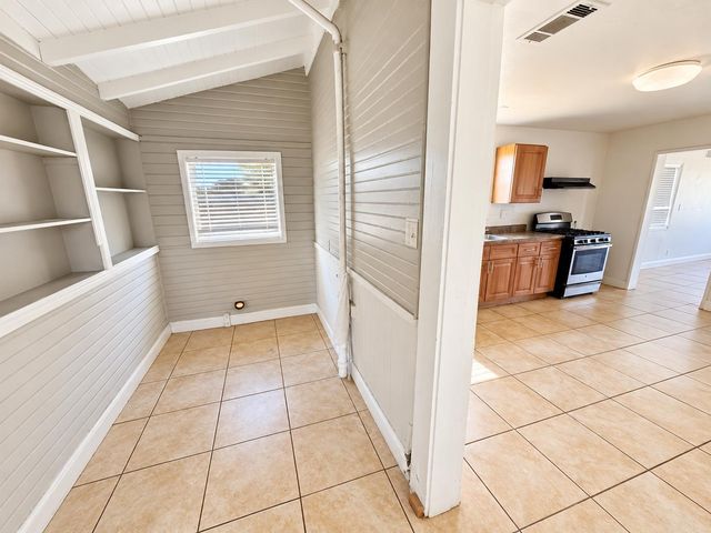 2556 Rio Linda Blvd, Sacramento, CA 95815