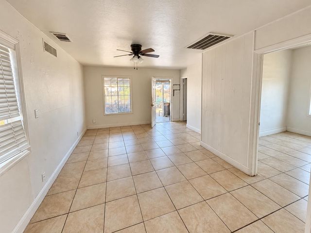 2556 Rio Linda Blvd, Sacramento, CA 95815