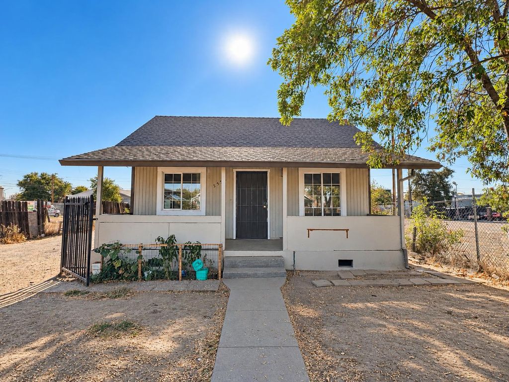 2556 Rio Linda Blvd, Sacramento, CA 95815
