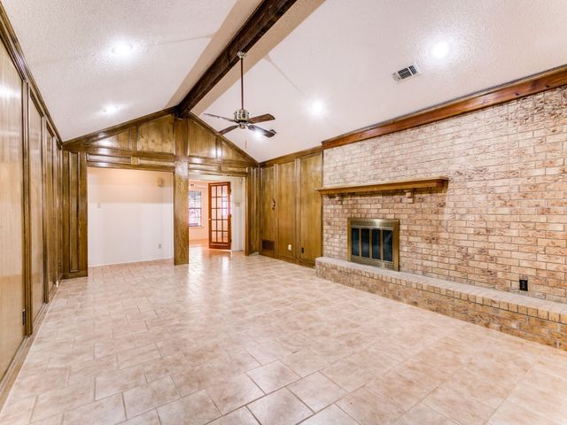 928 Old Mill Circle, Irving, TX 75061