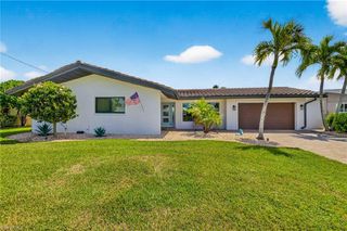 5309 Malaluka CT, Cape Coral, FL 33904