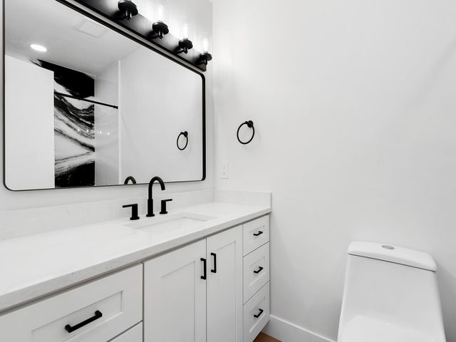 5705 Northpointe Ln, Boynton Beach, FL 33437