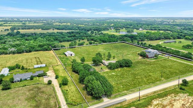 12153 Mustang Road, Pilot Point, TX 76258