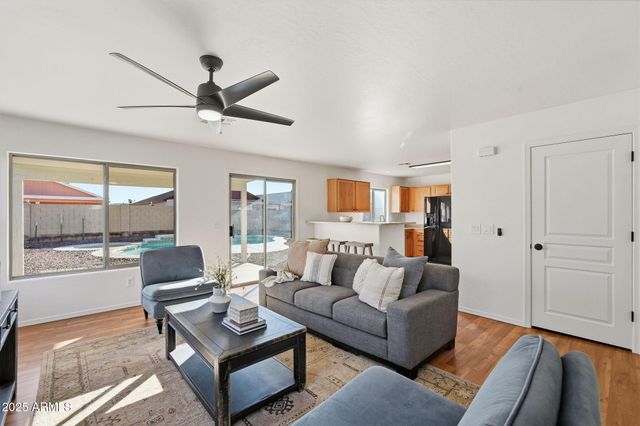 8667 N 110TH Lane, Peoria, AZ 85345