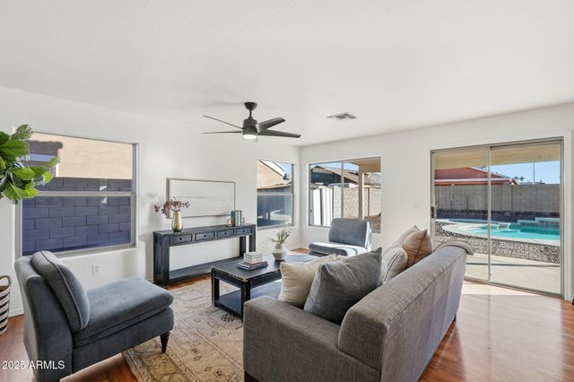 8667 N 110TH Lane, Peoria, AZ 85345