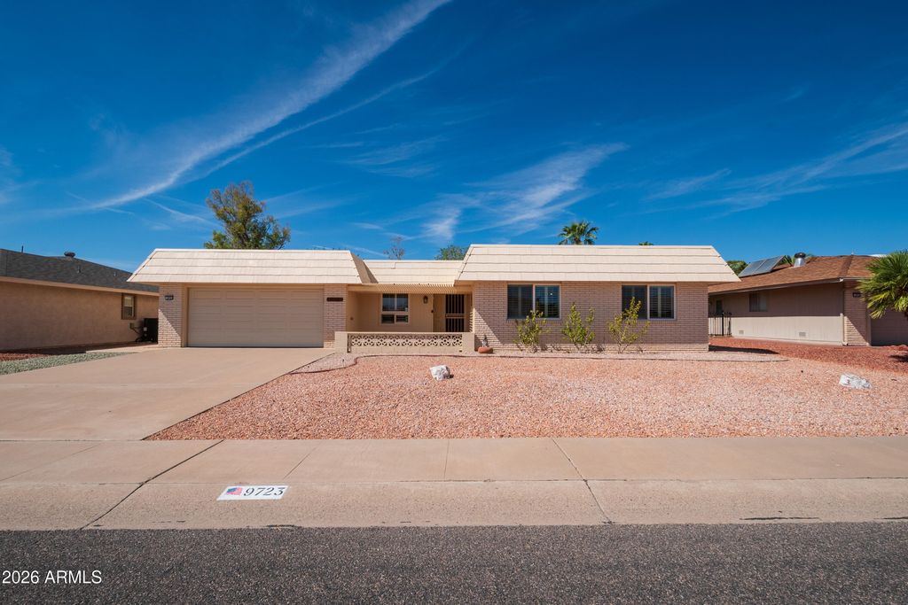 9723 W BRIARWOOD Circle, Sun City, AZ 85351 — exterior