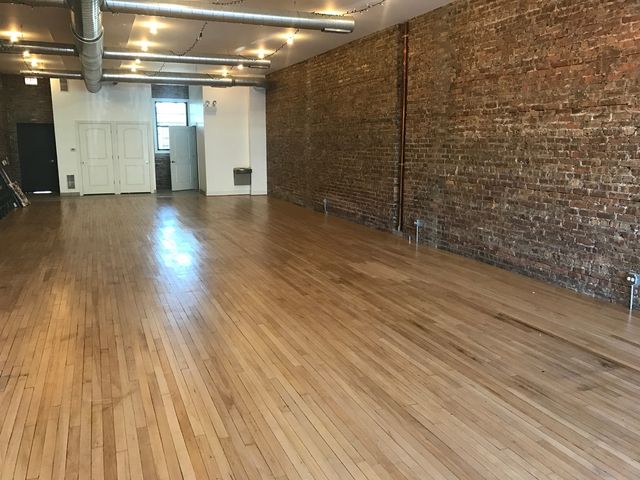 3643 W Lawrence Avenue, Chicago, IL 60625