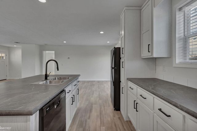 5165 N Irish Road, Davison, MI 48423