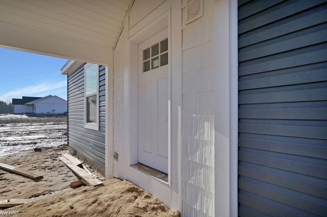 5165 N Irish Road, Davison, MI 48423