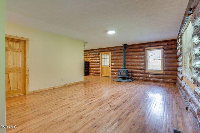366 Judge Ben Allen Road, Elizabethton, TN 37643