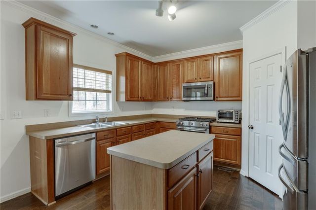 1021 Andover Drive, Hoschton, GA 30548