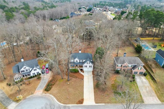 1021 Andover Drive, Hoschton, GA 30548