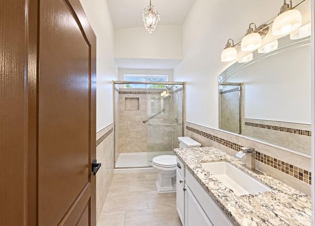 10304 Crandon Park Drive, Bakersfield, CA 93312