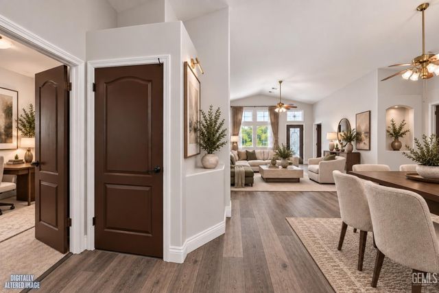 10304 Crandon Park Drive, Bakersfield, CA 93312