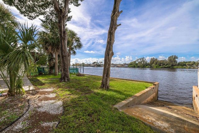 14519 BIRCH STREET, Hudson, FL 34667