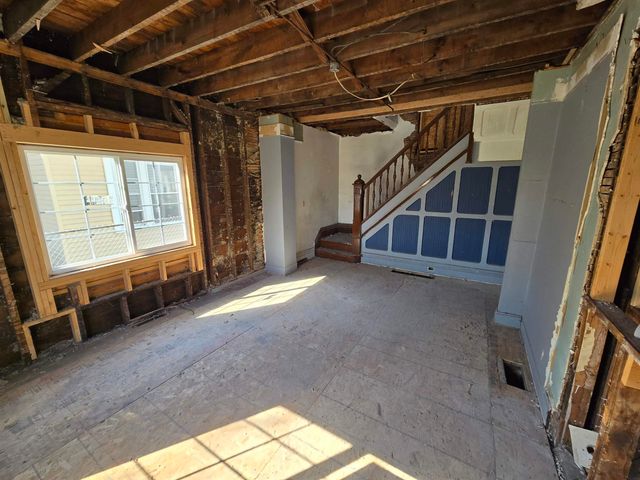 406-408 Gladys Street, Waterloo, IA 50702