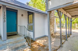 1303 E Saint Johns Ave, Austin, TX 78752