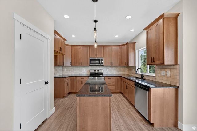 5788 S TRIPP LN, Murray, UT 84123
