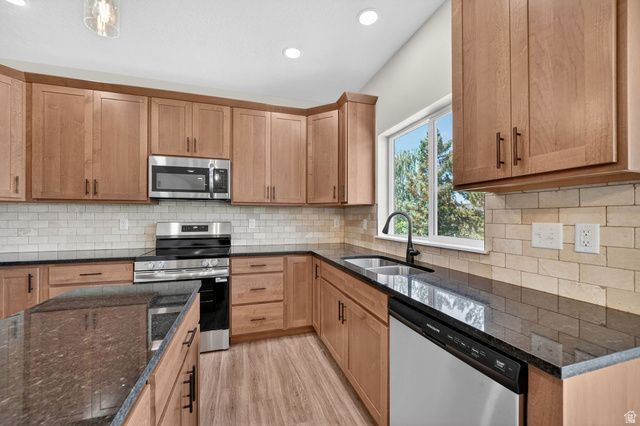 5788 S TRIPP LN, Murray, UT 84123
