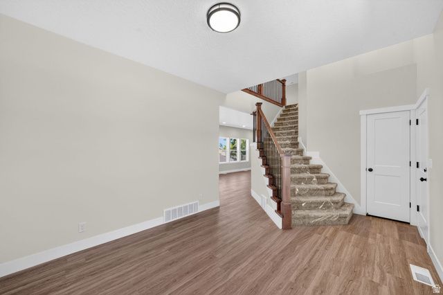 5788 S TRIPP LN, Murray, UT 84123