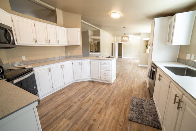 21395 Chasing Cattle Lane, Bend, OR 97701