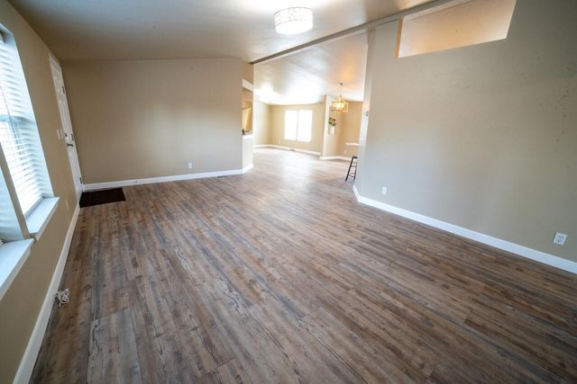 21395 Chasing Cattle Lane, Bend, OR 97701
