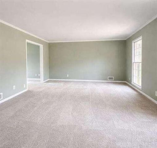 4093 Hideaway Drive, Tucker, GA 30084