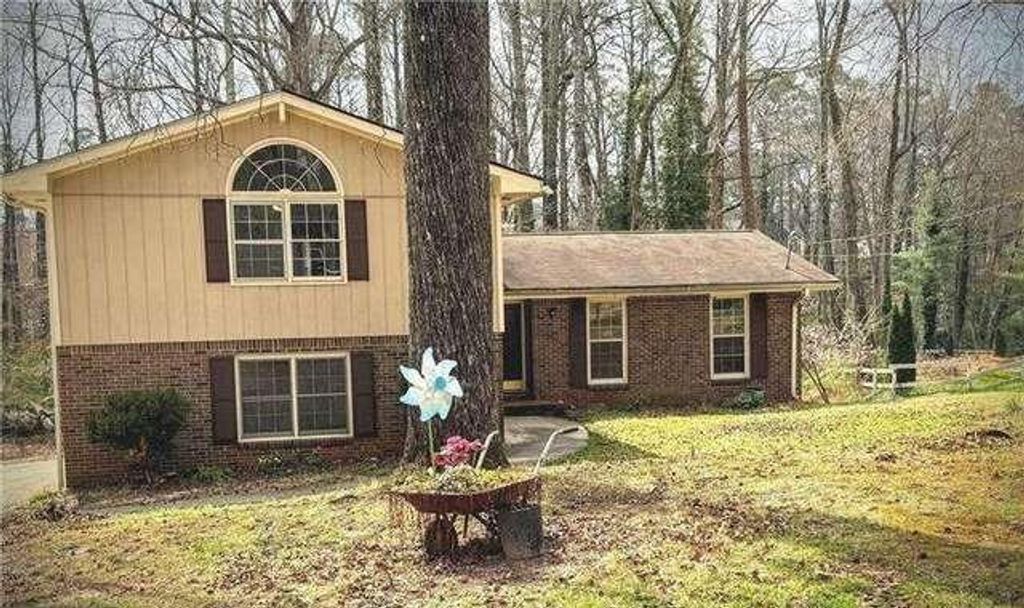 4093 Hideaway Drive, Tucker, GA 30084