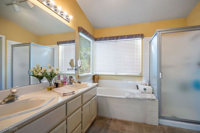 3044 Forest Lake Street, Las Vegas, NV 89117