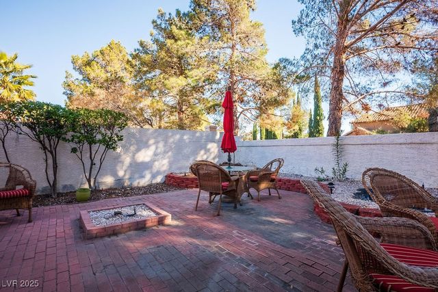 3044 Forest Lake Street, Las Vegas, NV 89117