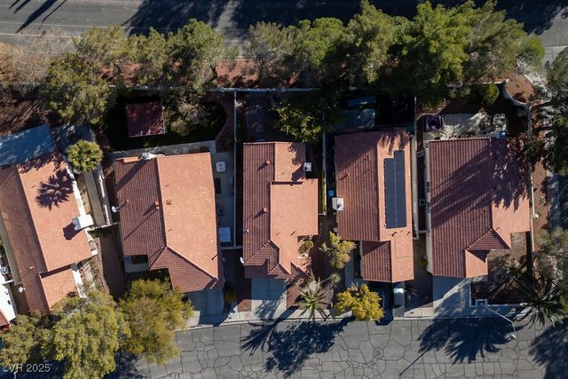 3044 Forest Lake Street, Las Vegas, NV 89117