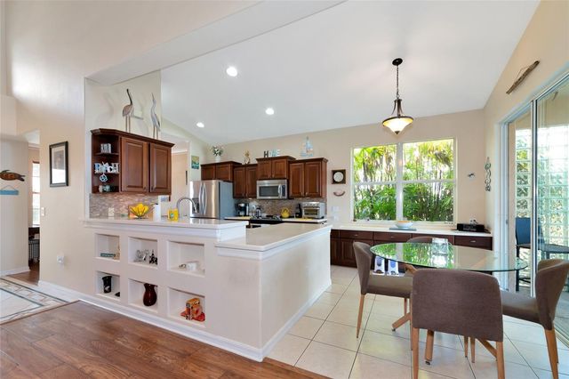 163 BRIDGEWATER COURT, Bradenton, FL 34212