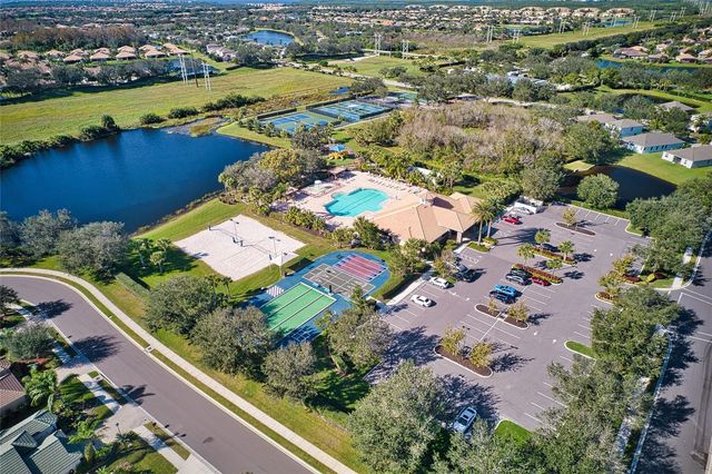 163 BRIDGEWATER COURT, Bradenton, FL 34212