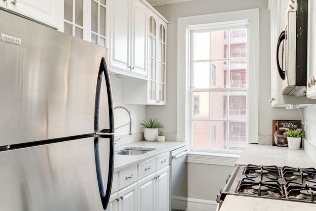 16 Chauncy Street 35, Cambridge, MA 02138