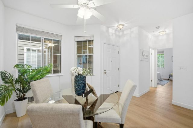 250 Santa Fe Terrace 209, Sunnyvale, CA 94085