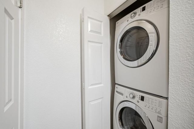 250 Santa Fe Terrace 209, Sunnyvale, CA 94085