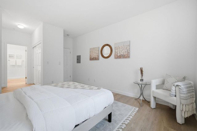 250 Santa Fe Terrace 209, Sunnyvale, CA 94085