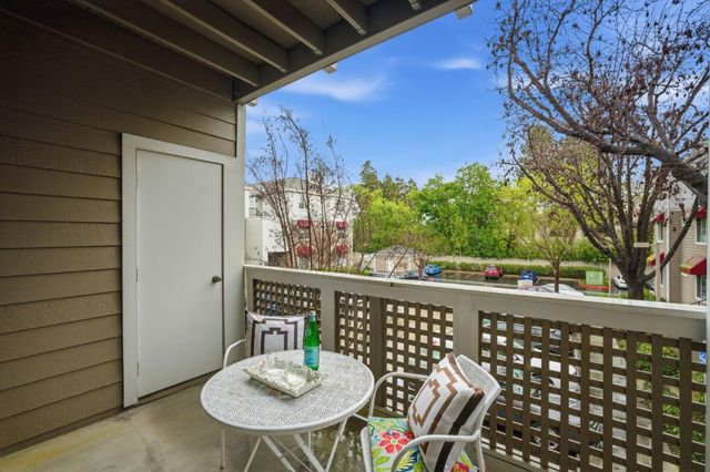 250 Santa Fe Terrace 209, Sunnyvale, CA 94085