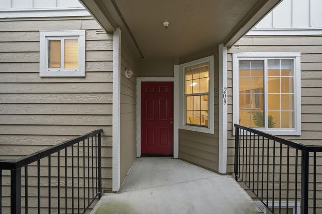 250 Santa Fe Terrace 209, Sunnyvale, CA 94085