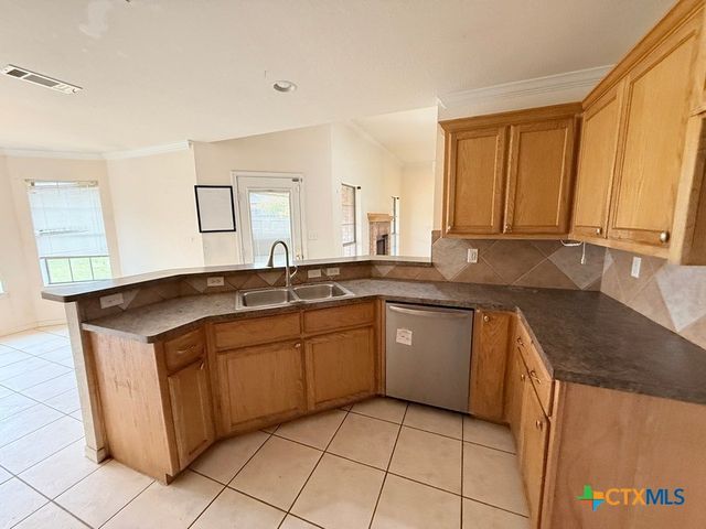 2207 Gail Drive, Copperas Cove, TX 76522