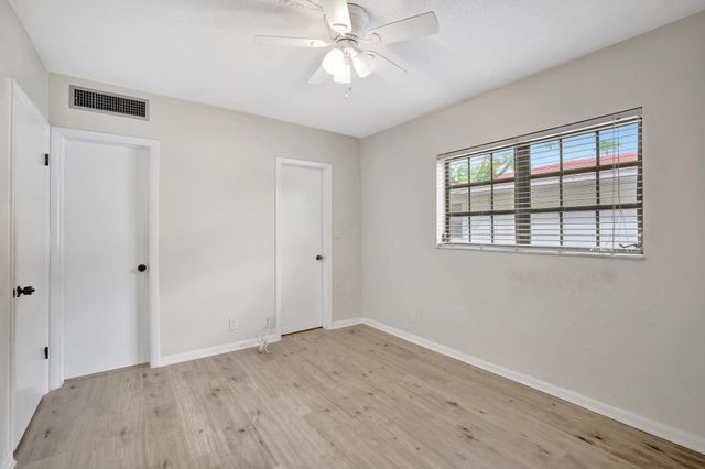 917 NE 16th Avenue 7, Fort Lauderdale, FL 33304