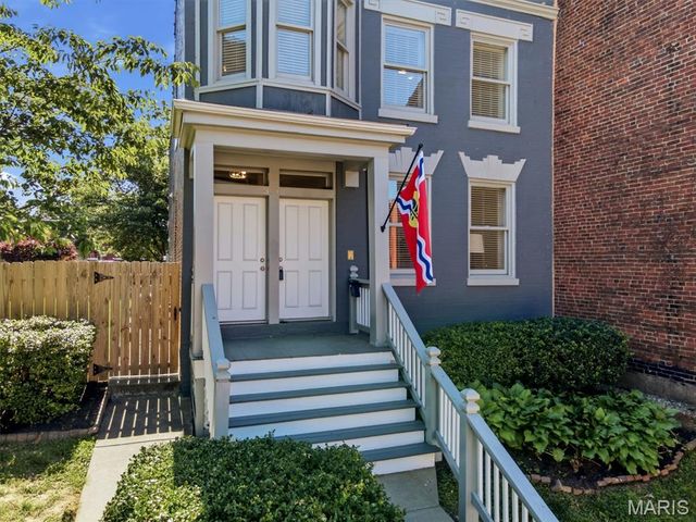 3010 Salena Street, St Louis, MO 63118