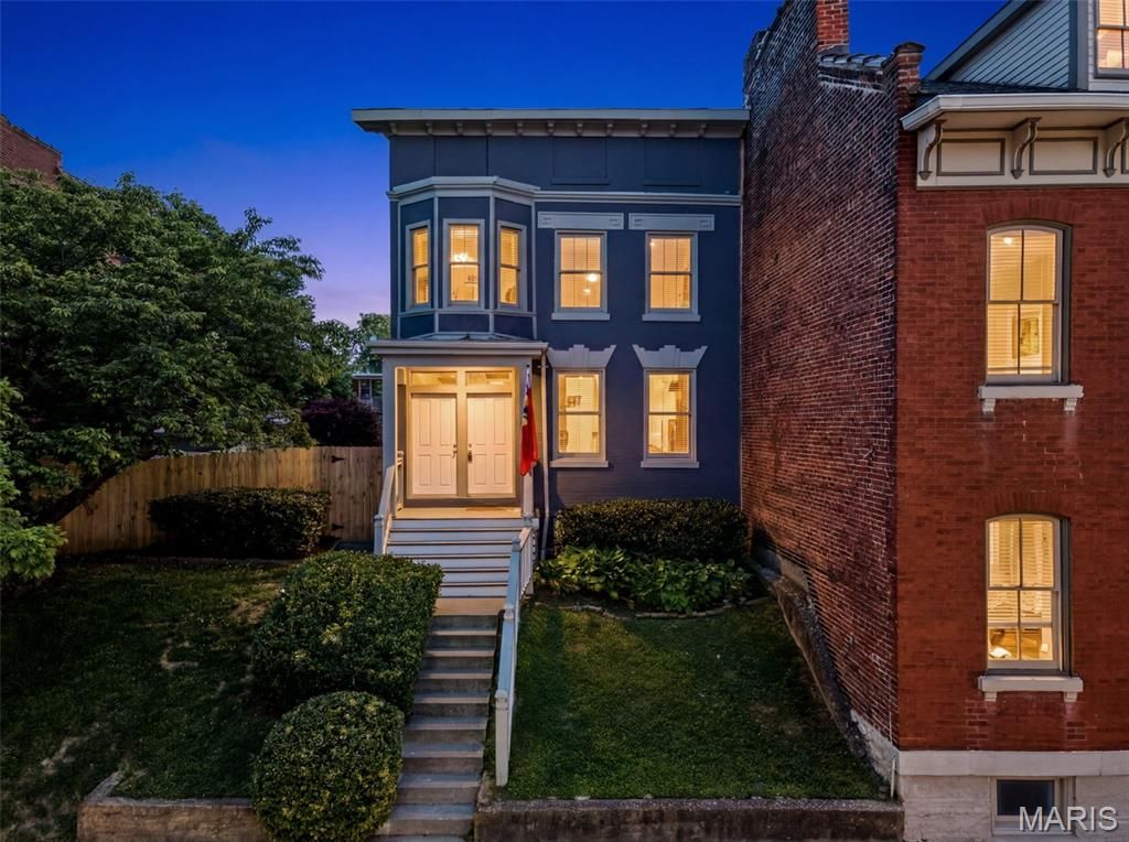3010 Salena Street, St Louis, MO 63118