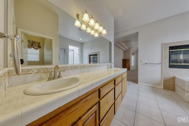 23780 Coyote Court, Tehachapi, CA 93561