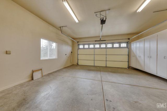 23780 Coyote Court, Tehachapi, CA 93561