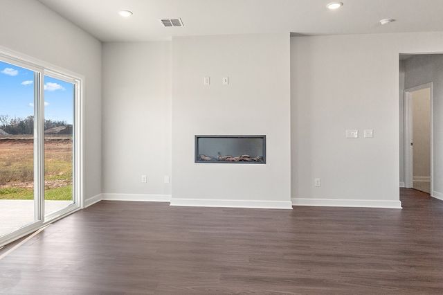 405 Gladstone Way, Spring Hill, TN 37174