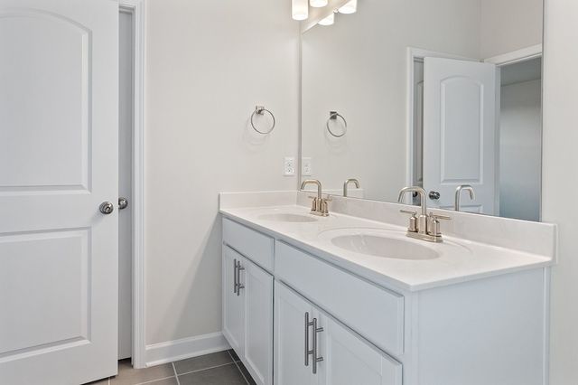 405 Gladstone Way, Spring Hill, TN 37174